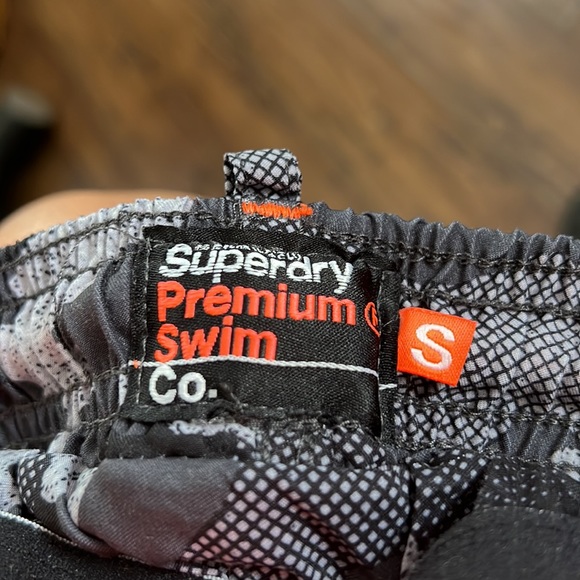 Superdry swim shorts - Picture 4 of 4
